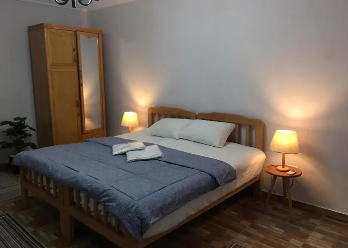 Luxury House, Near To Airport, Ac, Wifi