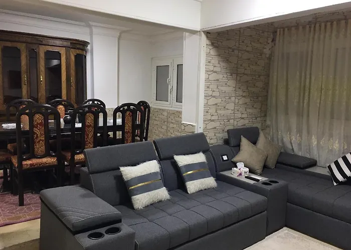 Luxury House, Near To Airport, Ac, Wifi