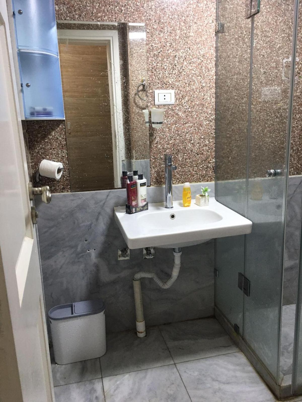 Luxury House, Near To Airport, Ac, Wifi * القاهرة